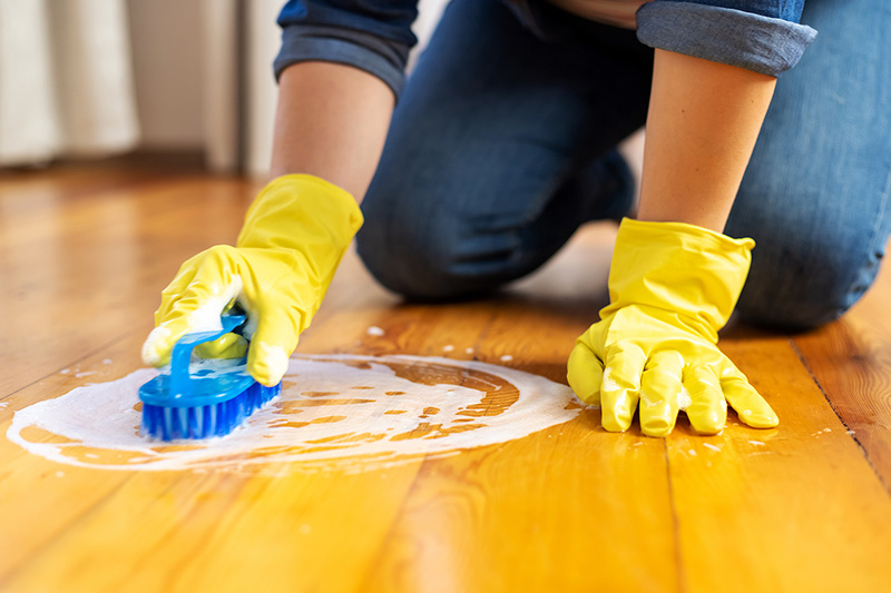 Suministros de limpieza para el hogar
