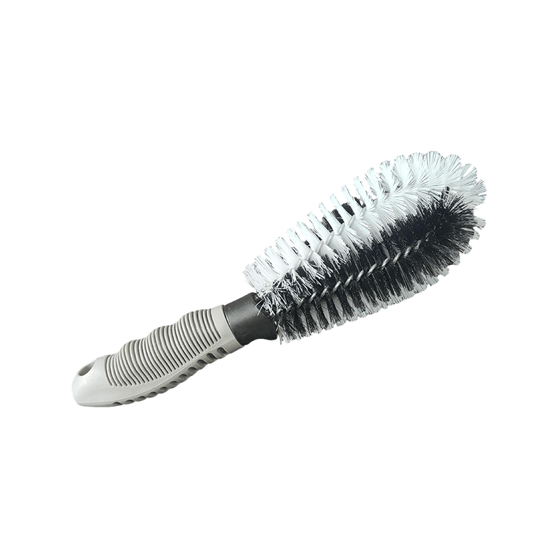Cepillo para ruedas de coche de fibra sintética en blanco y negro