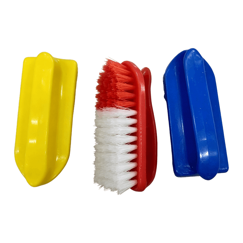 Cepillo para ropa con cerdas mixtas